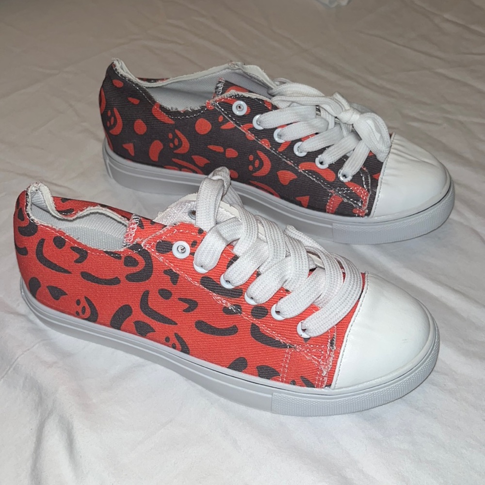 Unknown Brand 37 (7.5) Womens Halloween Slip-On Shoes Orange & Black 🎃